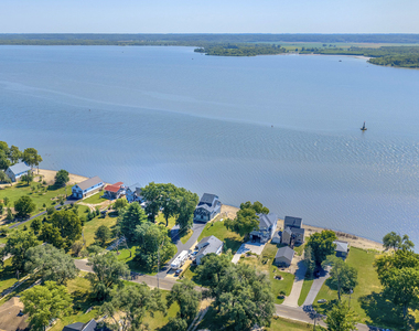15414 N River Beach Drive - Photo Thumbnail 12
