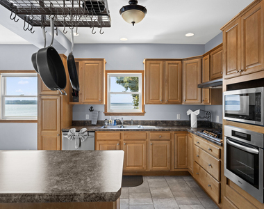 15414 N River Beach Drive - Photo Thumbnail 30