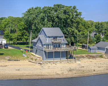 15414 N River Beach Drive - Photo Thumbnail 2