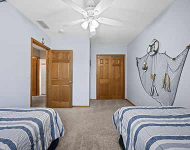 15414 N River Beach Drive - Photo Thumbnail 27