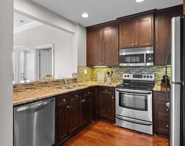 2255 Peachtree Road Ne - Photo Thumbnail 6