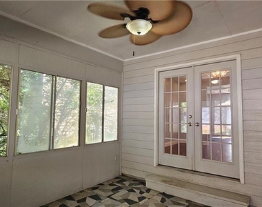 700 Pepperwood Trail - Photo Thumbnail 28