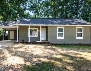 215 Henry Street - Photo Thumbnail 28