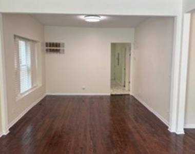 7630 S Peoria Street - Photo Thumbnail 6