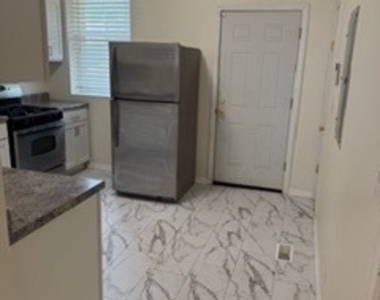7630 S Peoria Street - Photo Thumbnail 15
