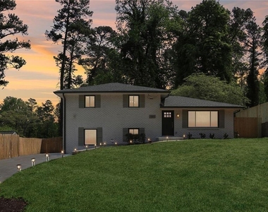 1888 La Mesa - Photo Thumbnail 1