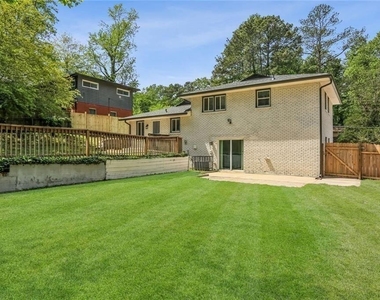 1888 La Mesa - Photo Thumbnail 28