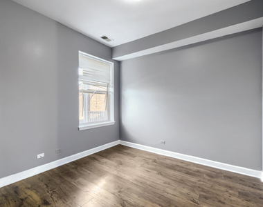 7724 S Cornell Avenue - Photo Thumbnail 18