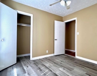 2703 Seneca Trail - Photo Thumbnail 13