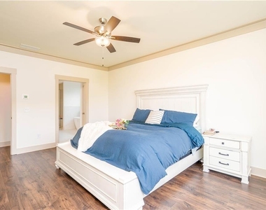 5430 Crow Road - Photo Thumbnail 13