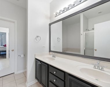 16146 Huron Street - Photo Thumbnail 10