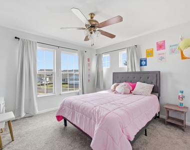 16146 Huron Street - Photo Thumbnail 15