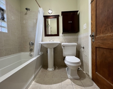 2155 N Kilbourn Avenue - Photo Thumbnail 14
