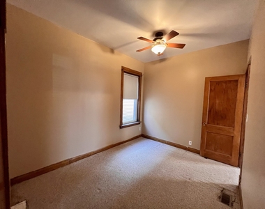 2155 N Kilbourn Avenue - Photo Thumbnail 10