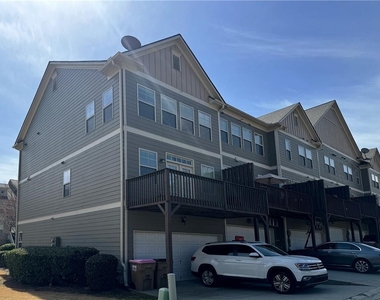 625 Grove Manor Park - Photo Thumbnail 2