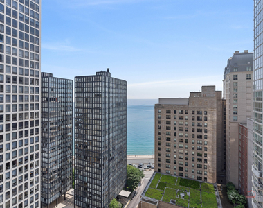 247 E Chestnut Street - Photo Thumbnail 21