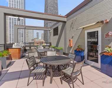247 E Chestnut Street - Photo Thumbnail 17
