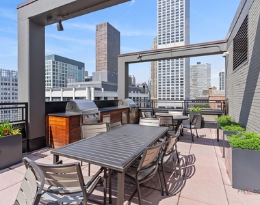 247 E Chestnut Street - Photo Thumbnail 18