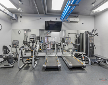 247 E Chestnut Street - Photo Thumbnail 23