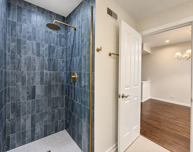 1351 W Altgeld Street - Photo Thumbnail 18