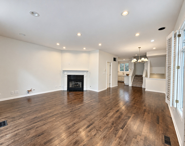 1351 W Altgeld Street - Photo Thumbnail 10