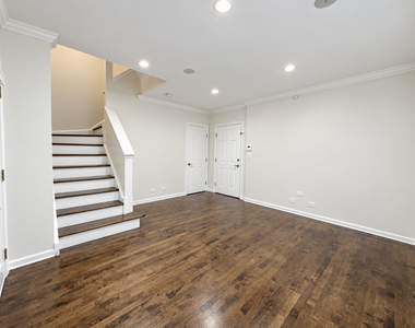 1351 W Altgeld Street - Photo Thumbnail 5