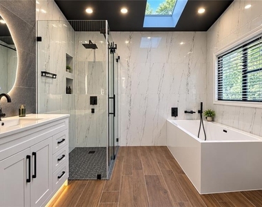 242 Muddy River Road - Photo Thumbnail 12