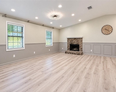 242 Muddy River Road - Photo Thumbnail 2