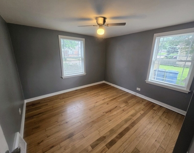 1640 N Prairie Avenue - Photo Thumbnail 6