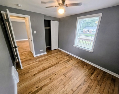 1640 N Prairie Avenue - Photo Thumbnail 4