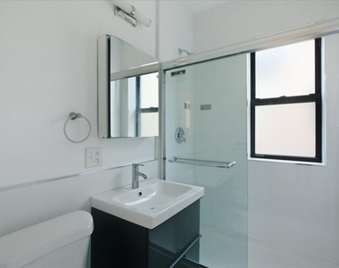5432 S Drexel Avenue - Photo Thumbnail 7