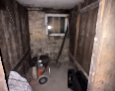 2607 W Iowa Street - Photo Thumbnail 7