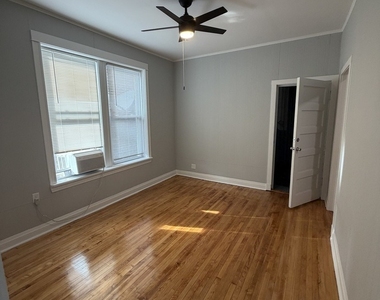 2607 W Iowa Street - Photo Thumbnail 10