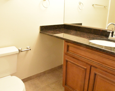 1340 Brook Street - Photo Thumbnail 8