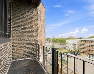6214 S Dorchester Avenue - Photo Thumbnail 11