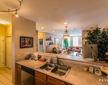 1225 N Orleans Street - Photo Thumbnail 7