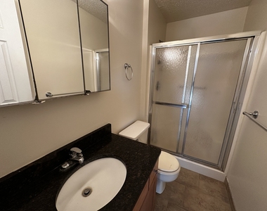 1340 Brook Street - Photo Thumbnail 7
