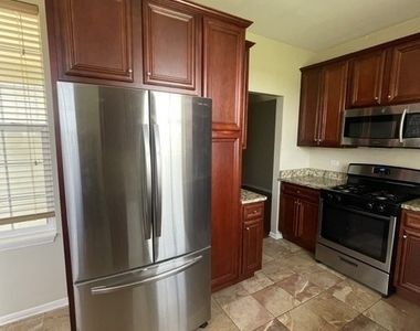 631 Pheasant Trail - Photo Thumbnail 6