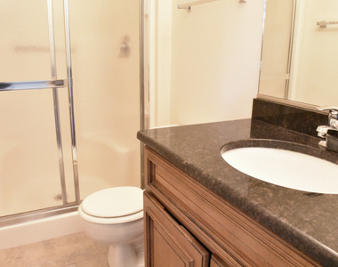 1340 Brook Street - Photo Thumbnail 6