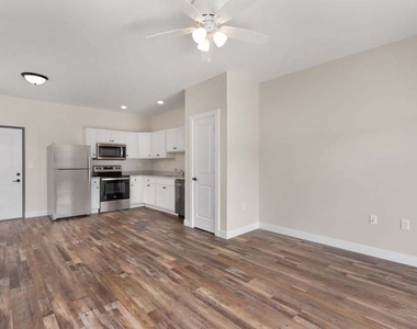 1156 Devils Glen Road - Photo Thumbnail 1