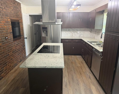 4309 Oak Ridge Bend - Photo Thumbnail 5