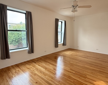 1524 W Jarvis Avenue - Photo Thumbnail 2