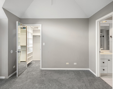 22929 N Woodcrest Lane - Photo Thumbnail 22