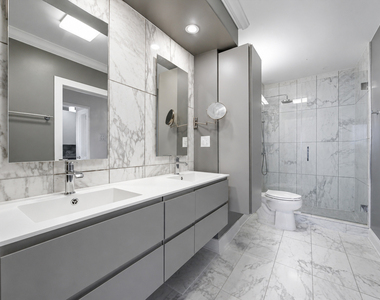 1550 N Lake Shore Drive - Photo Thumbnail 8