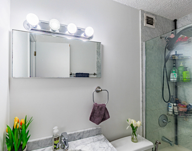 4343 N Clarendon Avenue - Photo Thumbnail 11