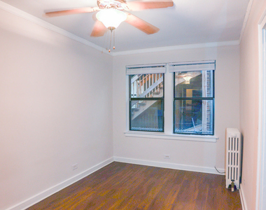 5214 S Woodlawn Avenue - Photo Thumbnail 5