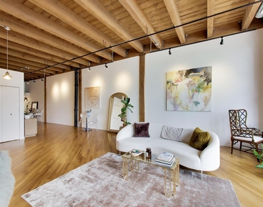 616 W Fulton Street - Photo Thumbnail 8