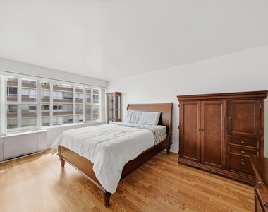 6157 N Sheridan Road - Photo Thumbnail 17