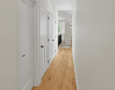 4217 S Indiana Avenue - Photo Thumbnail 13