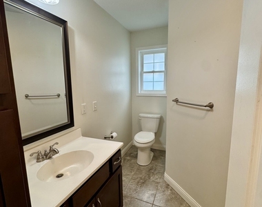 2128 11th Street - Photo Thumbnail 5